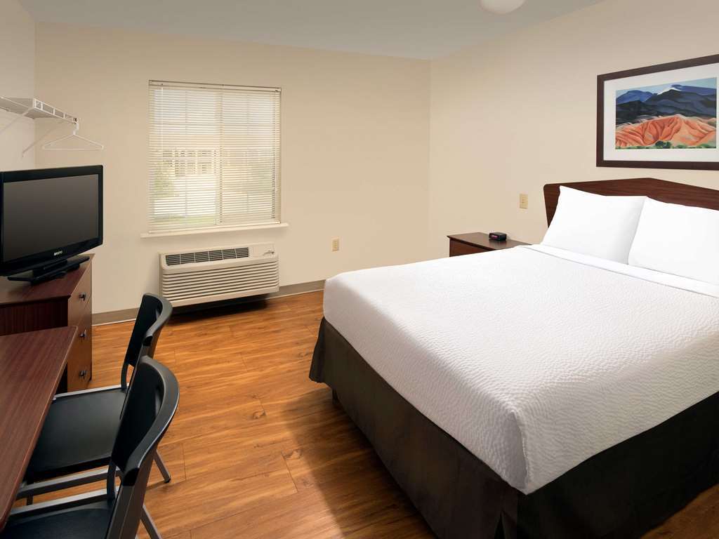 Woodspring Suites San Antonio North Live Oak I-35 Room photo